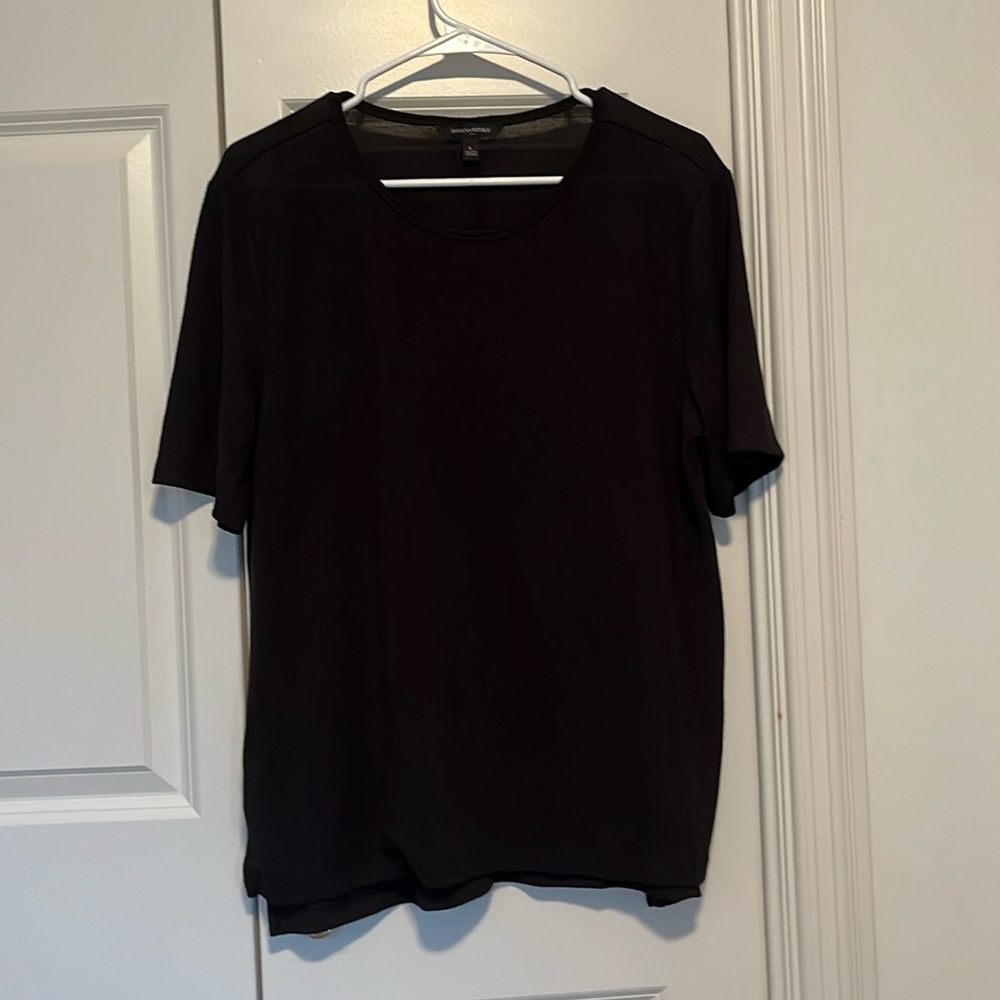 Women’s Banana Republic Short Sleeve Black Shirt Size Large
